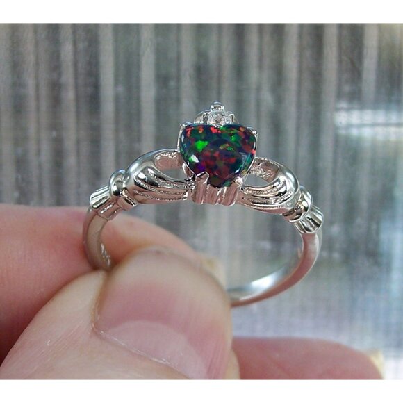 925 STERLING SILVER Dainty Lab Created Black Opal CZ Celtic Claddagh Ring - Picture 7 of 16